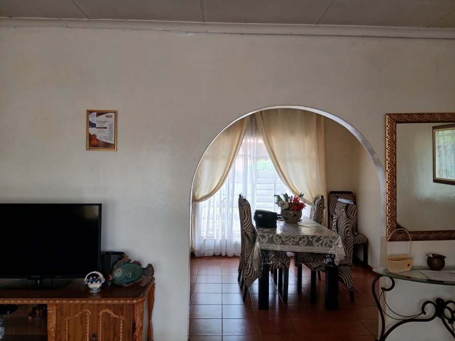 3 Bedroom Property for Sale in Rustenburg Central North West